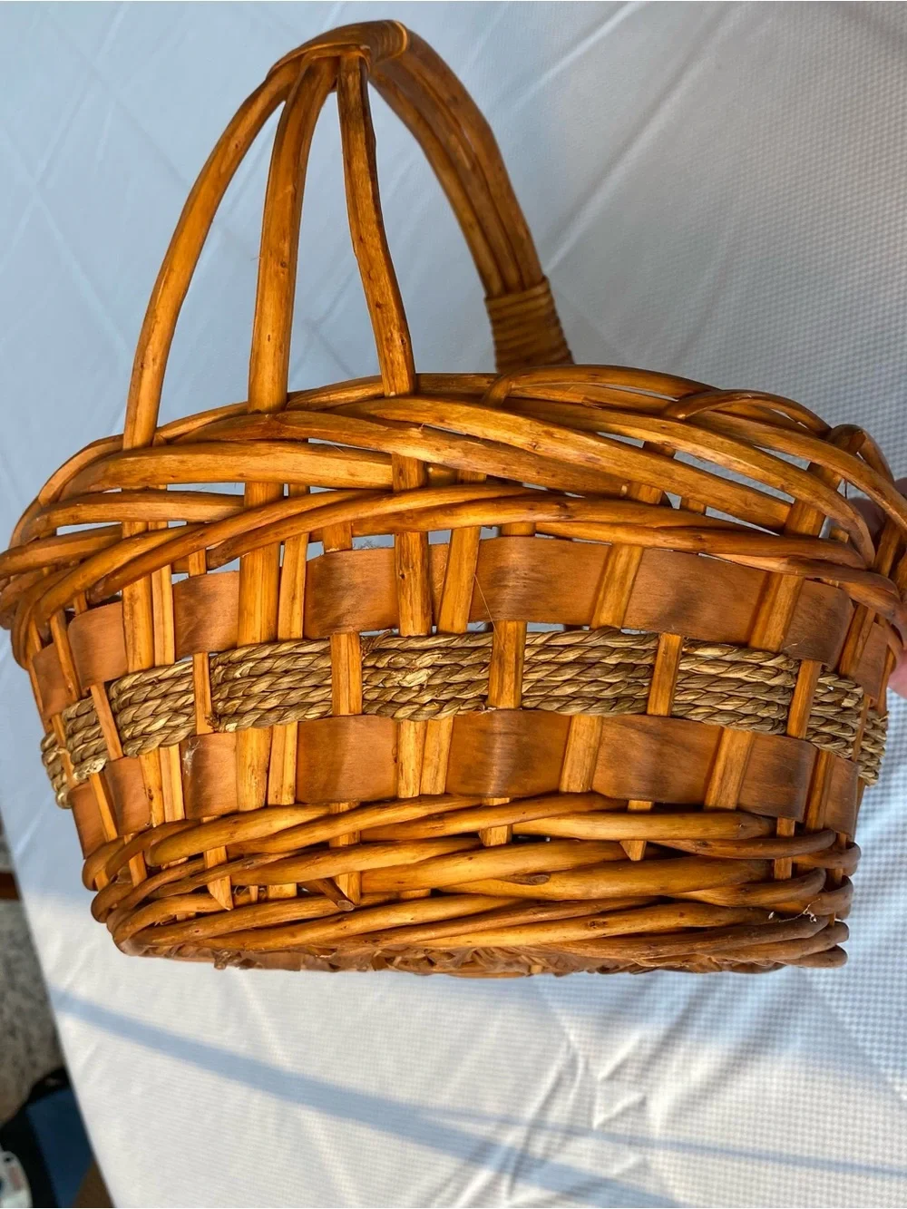 Natural Wicker Handled Basket - Warm Honey Brown